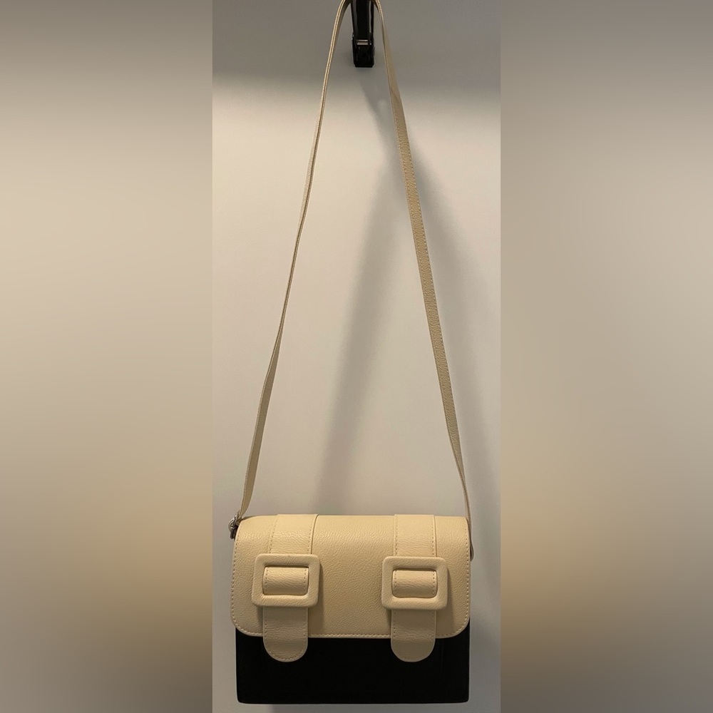 Merimes ladies blue and tan shoulder bag. Excellent condition.